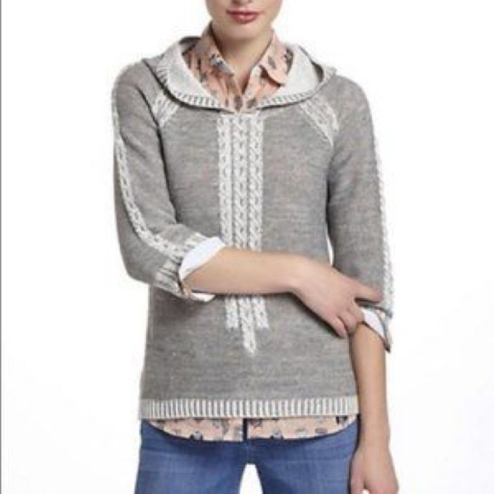 Anthropologie Far Away‎ From Close Size Medium grey & white hoodie sweater